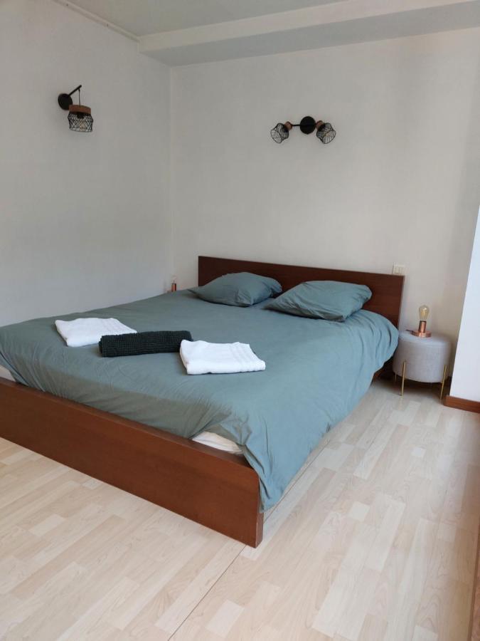 Le Peyrot*** Coeur De Ville 55M² Avec Patio Rodez Bagian luar foto
